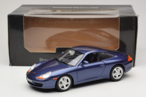 Porsche 911 996 Carrera Bleu Bburago 1:18 WAP02100897 Métal Moulé — image 8 sur 8
