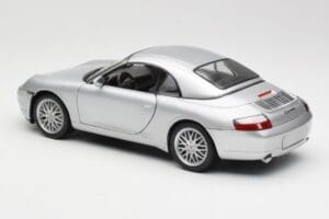 Porsche 911 996 Carrera Cabriolet Argent Hot Wheels 1:18 213595 Métal Moulé — image 7 sur 8