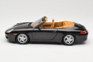 Porsche 911 996 Carrera Cabriolet Noir UT Models 1:18 WAP02100997 Métal Moulé — image 4 sur 8