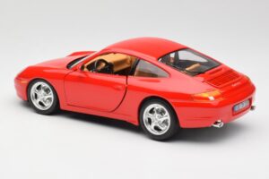 Porsche 911 996 Carrera Rouge Bburago 1:18 3385 Métal Moulé — image 7 sur 8