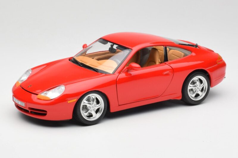 Porsche 911 996 Carrera Rouge Bburago 1:18 3385 Métal Moulé