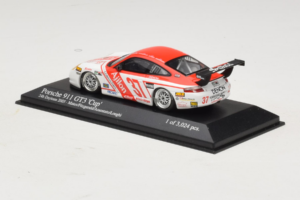 Porsche 911 996 GT3 Cup #37 Matos / Fitzgerald Rolex 24 at Daytona 2005 Minichamps 1:43 400056237 Métal Moulé — image 3 sur 4