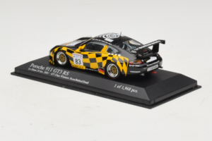Porsche 911 996 GT3 RS #83 Rosa / Babini 24 Hours of Le Mans 2001 Minichamps 1:43 400016983 Métal Moulé — image 3 sur 4