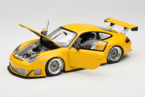 Porsche 911 996 GT3 RSR Yello ALMS 2004 Minichamps 1:18 100046401 Métal Moulé — image 2 sur 8