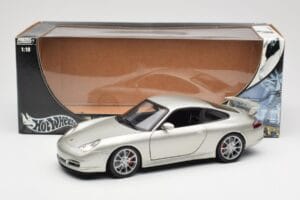 Porsche 911 996 GT3 Argent Hot Wheels 1:18 C2590 Métal Moulé — image 8 sur 8