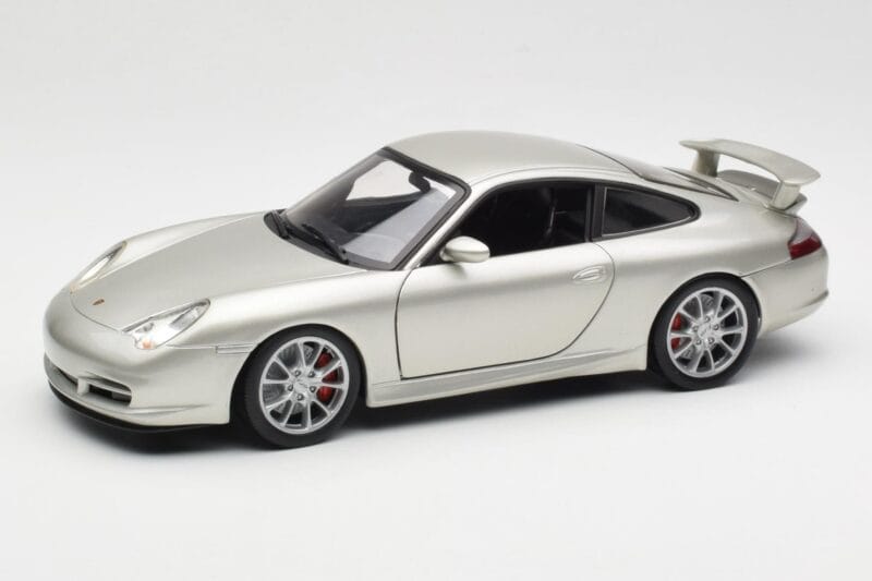 Porsche 911 996 GT3 Argent Hot Wheels 1:18 C2590 Métal Moulé
