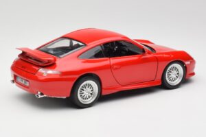Porsche 911 996 GT3 Strasse Rouge Bburago 1:18 30395 Métal Moulé — image 3 sur 8