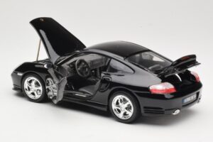 Porsche 911 996 Turbo Noir Bburago 1:18 18-12030 Métal Moulé — image 5 sur 8