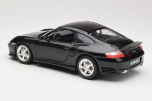 Porsche 911 996 Turbo Noir Bburago 1:18 3367 Métal Moulé — image 7 sur 8