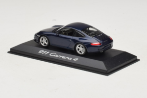 Porsche 911 997 Carrera 4 Dark Blue Metallic Minichamps 1:43 WAP02010016 Métal Moulé — image 2 sur 3