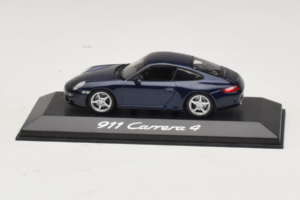 Porsche 911 997 Carrera 4 Dark Blue Metallic Minichamps 1:43 WAP02010016 Métal Moulé