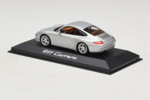 Porsche 911 997 Carrera Silver Metallic Minichamps 1:43 WAP02001218 Métal Moulé — image 3 sur 5