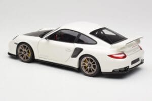 Porsche 911 997 GT2 RS Blanc Minichamps 1:18 100069400 Métal Moulé — image 7 sur 8