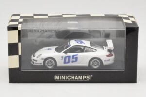 Porsche 911 997 GT3 Cup #5 Presentation 2005 Minichamps 1:43 400056400 Métal Moulé — image 4 sur 4