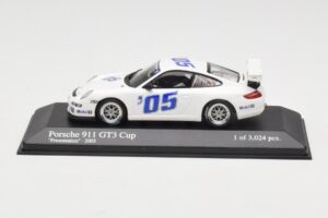 Porsche 911 997 GT3 Cup #5 Presentation 2005 Minichamps 1:43 400056400 Métal Moulé