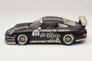 Porsche 911 997 GT3 Cup #88 VIP Porsche Mobil 1 Supercup 2007 AUTOart 1:18 WAP02112517 Métal Moulé — image 4 sur 8