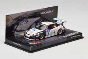 Porsche 911 997 GT3 #5 24 Hours of Nurburgring 2009 Minichamps 1:43 437096705 Métal Moulé — image 2 sur 4