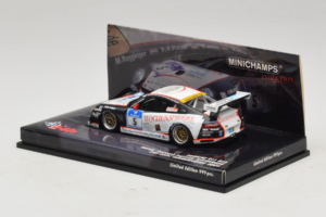 Porsche 911 997 GT3 #5 24 Hours of Nurburgring 2009 Minichamps 1:43 437096705 Métal Moulé — image 3 sur 4