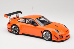 Porsche 911 997 GT3 R Street Orange Minichamps 1:18 151108901 Métal Moulé — image 4 sur 6