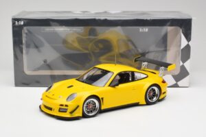 Porsche 911 997 GT3 R Street Racing Jaune Minichamps 1:18 151108902 Métal Moulé — image 6 sur 6