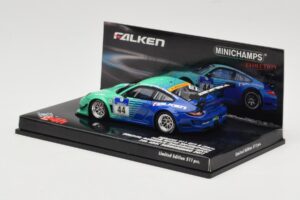 Porsche 911 997 GT3 R #44 Team Falken S. Henzler / P. Dumbreck / M. Ragginger / S. Asch 24 Hours Nurburgring 2011 Minichamps  — image 3 sur 4