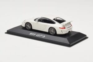 Porsche 911 997 GT3 Blanc Minichamps 1:43 WAP0202080C Métal Moulé — image 3 sur 4