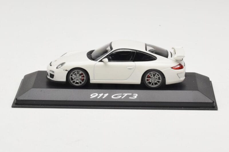 Porsche 911 997 GT3 Blanc Minichamps 1:43 WAP0202080C Métal Moulé