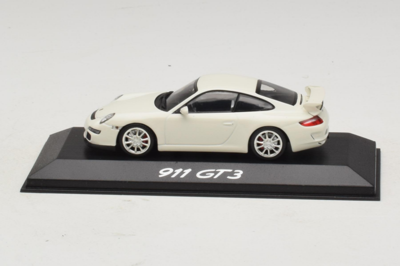 Porsche 911 997 GT3 Blanc Minichamps 1:43 WAP02012016 Métal Moulé