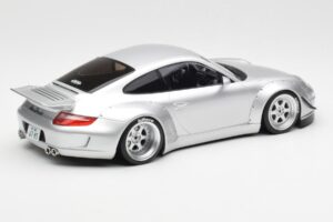 Porsche 911 997 RWB Abu Dhabi IXO 1:18 18CMC166 Métal Moulé — image 2 sur 6