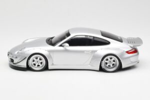 Porsche 911 997 RWB Abu Dhabi IXO 1:18 18CMC166 Métal Moulé — image 3 sur 6