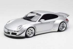 Porsche 911 997 RWB Abu Dhabi IXO 1:18 18CMC166 Métal Moulé
