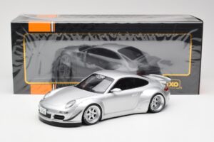 Porsche 911 997 RWB Abu Dhabi IXO 1:18 18CMC166 Métal Moulé — image 6 sur 6