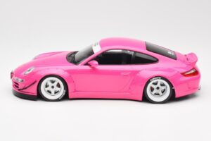 Porsche 911 997 RWB Rose IXO 1:18 18CMC167 Métal Moulé — image 3 sur 5