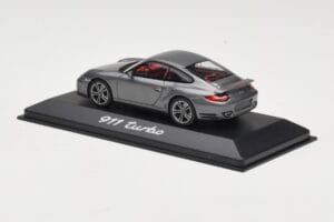 Porsche 911 997 Turbo Anthracite Grey Minichamps 1:43 WAP0200010A Métal Moulé — image 3 sur 4