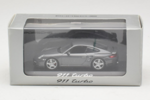 Porsche 911 997 Turbo Grey Metallic Minichamps 1:43 WAP02013116 Métal Moulé — image 4 sur 4