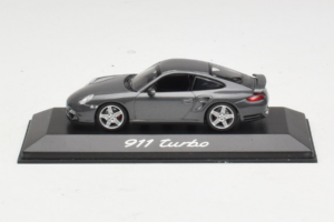 Porsche 911 997 Turbo Grey Metallic Minichamps 1:43 WAP02013116 Métal Moulé