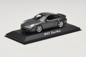 Porsche 911 997 Turbo Grey Metallic Minichamps 1:43 WAP02013016 Métal Moulé — image 2 sur 5