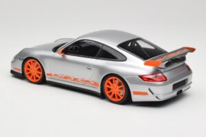 Porsche 911 997.1 GT3 RS Argent avec Jantes Orange Minichamps 1:18 155062120 Métal Moulé — image 5 sur 6