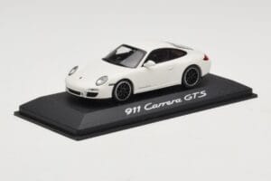 Porsche 911 997.2 Carrera GTS Blanc Minichamps 1:43 WAP0200200B Métal Moulé — image 2 sur 4