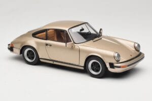 Porsche 911 Carrera 3.2 Bronze Solido 1:18 S1802602 Métal Moulé — image 6 sur 8