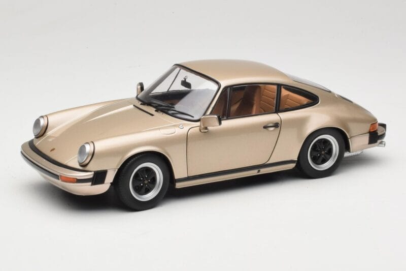 Porsche 911 Carrera 3.2 Bronze Solido 1:18 S1802602 Métal Moulé