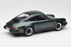Porsche 911 Carrera Green Metallic Minichamps 1:18 100063022 Métal Moulé — image 3 sur 8