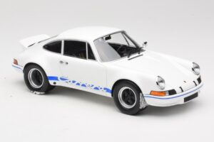 Porsche 911 Carrera RSR Group 4 GT Blanc & Bleu 1973 Minichamps 1:18 107065020 Métal Moulé — image 4 sur 6