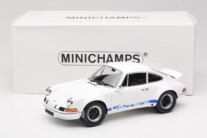 Porsche 911 Carrera RSR Group 4 GT Blanc & Bleu 1973 Minichamps 1:18 107065020 Métal Moulé — image 6 sur 6