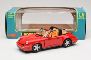 Porsche 911 Carrera Targa Rouge Anson 1:18 3054 Métal Moulé — image 8 sur 8