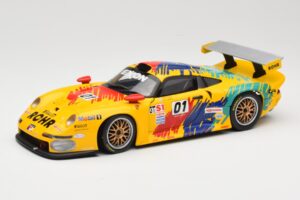Porsche 911 GT1 #1 D. Rohr / R. Pilgrim / A. McNish 1997 UT Models 1:18 39724 Métal Moulé