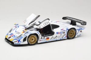 Porsche 911 GT1 #25 Porsche AG U. Alzen / J. Muller / B. Wollek 24 Hours of Le Mans 1998 Maisto 1:18 56052 Métal Moulé — image 2 sur 8