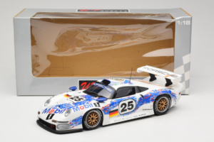 Porsche 911 GT1 #25 H. Stuck / T. Boutsen / B. Wollek 24 Hours of Le Mans 1996 UT Models 1:18 180966625 Métal Moulé — image 8 sur 8