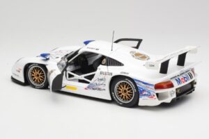 Porsche 911 GT1 #6 T. Boutsen / H-J. Stuck 1997 UT Models 1:18 39720 Métal Moulé — image 5 sur 8