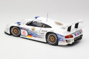 Porsche 911 GT1 #6 T. Boutsen / H-J. Stuck 1997 UT Models 1:18 39720 Métal Moulé — image 7 sur 8
